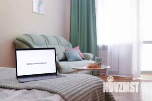 Студия квартира, посуточно, 35м2, 2/3 этаж