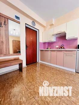 Студия квартира, посуточно, 25м2, 1/3 этаж