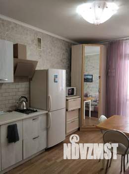 1-к квартира, посуточно, 41м2, 4/9 этаж