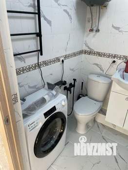 Студия квартира, посуточно, 40м2, 1/8 этаж