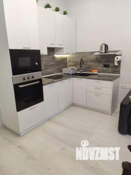 Студия квартира, посуточно, 37м2, 3/7 этаж
