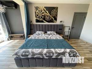 1-к квартира, посуточно, 50м2, 1/1 этаж