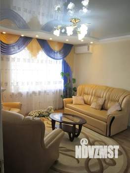 2-к квартира, посуточно, 42м2, 1/8 этаж