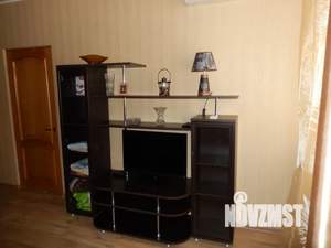 1-к квартира, посуточно, 42м2, 6/10 этаж