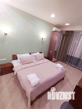 Студия квартира, посуточно, 35м2, 8/10 этаж