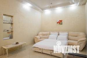 1-к квартира, посуточно, 40м2, 2/3 этаж