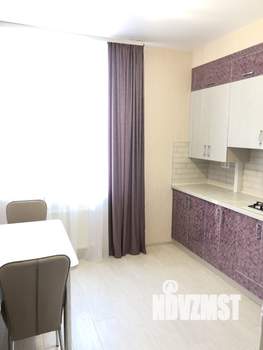 1-к квартира, посуточно, 42м2, 4/10 этаж