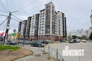 1-к квартира, посуточно, 35м2, 2/10 этаж