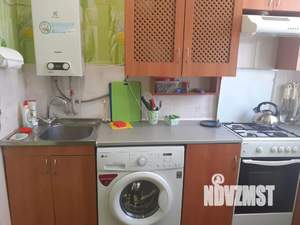 1-к квартира, посуточно, 30м2, 4/5 этаж