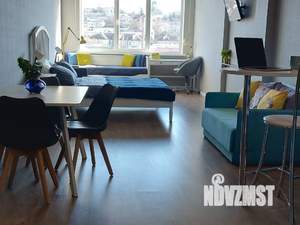 1-к квартира, посуточно, 42м2, 1/1 этаж