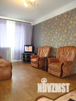 1-к квартира, посуточно, 38м2, 3/5 этаж