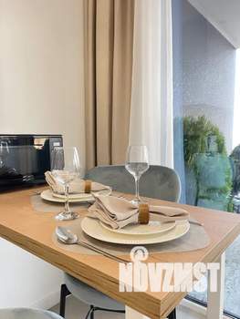 Студия квартира, посуточно, 35м2, 1/3 этаж