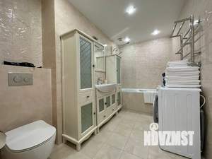 1-к квартира, посуточно, 60м2, 1/10 этаж