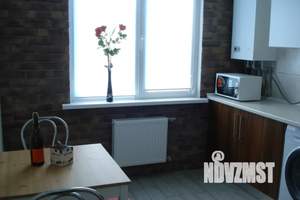 1-к квартира, посуточно, 40м2, 9/10 этаж