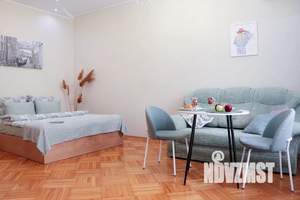 Студия квартира, посуточно, 35м2, 2/3 этаж