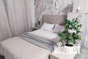 1-к квартира, посуточно, 38м2, 6/10 этаж