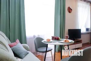 Студия квартира, посуточно, 35м2, 2/3 этаж