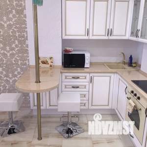 1-к квартира, посуточно, 50м2, 3/10 этаж