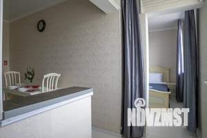 1-к квартира, посуточно, 50м2, 2/10 этаж