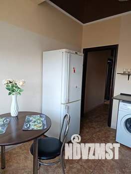 1-к квартира, посуточно, 50м2, 2/4 этаж