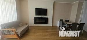 Студия квартира, посуточно, 75м2, 2/9 этаж