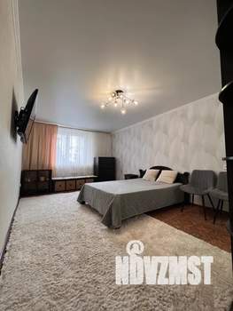 2-к квартира, посуточно, 37м2, 3/5 этаж