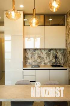 Студия квартира, посуточно, 45м2, 5/5 этаж