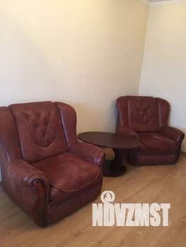 1-к квартира, посуточно, 39м2, 9/10 этаж