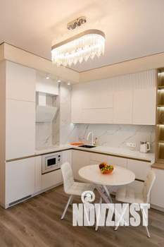 Студия квартира, посуточно, 45м2, 3/10 этаж