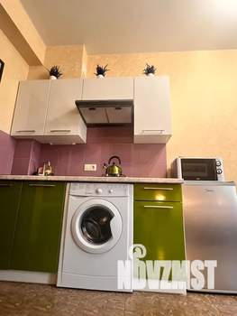 Студия квартира, посуточно, 25м2, 1/3 этаж