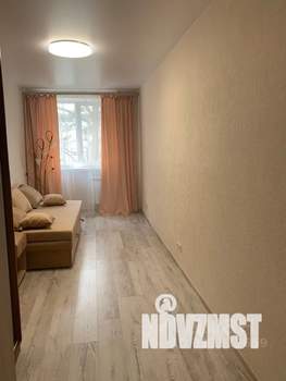 2-к квартира, посуточно, 42м2, 3/5 этаж