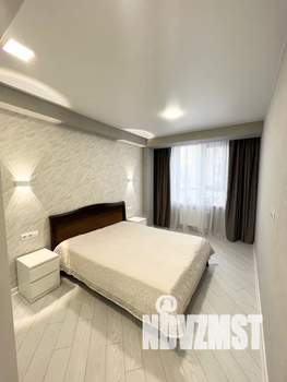 1-к квартира, посуточно, 44м2, 7/10 этаж