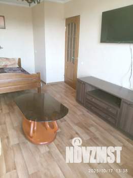 1-к квартира, посуточно, 33м2, 4/5 этаж