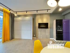 Студия квартира, посуточно, 42м2, 8/10 этаж