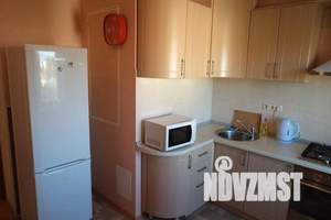 2-к квартира, посуточно, 56м2, 4/4 этаж