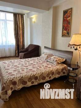 Студия квартира, посуточно, 45м2, 3/12 этаж