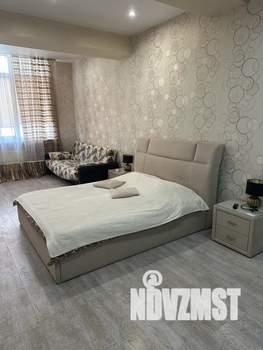 Студия квартира, посуточно, 47м2, 5/13 этаж