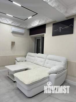 Студия квартира, посуточно, 45м2, 2/10 этаж