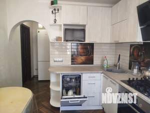 1-к квартира, посуточно, 49м2, 8/10 этаж