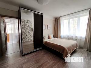 2-к квартира, посуточно, 50м2, 1/5 этаж