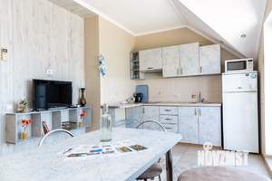 2-к квартира, посуточно, 63м2, 1/1 этаж