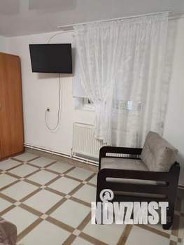 1-к квартира, посуточно, 40м2, 1/3 этаж