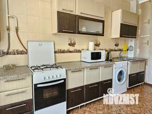 1-к квартира, посуточно, 42м2, 2/9 этаж