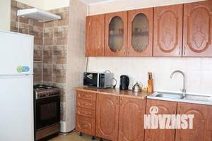 2-к квартира, посуточно, 100м2, 1/1 этаж