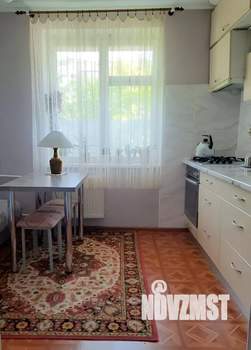 1-к квартира, посуточно, 35м2, 1/5 этаж