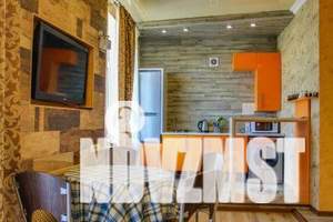 2-к квартира, посуточно, 55м2, 3/3 этаж