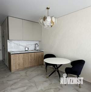 Студия квартира, посуточно, 30м2, 5/10 этаж