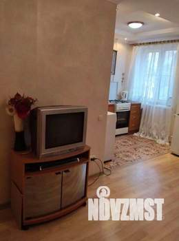 1-к квартира, посуточно, 61м2, 1/1 этаж