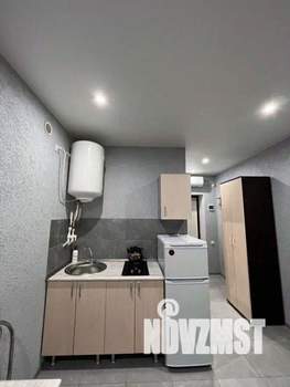 1-к квартира, посуточно, 18м2, 1/1 этаж