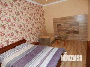 1-к квартира, посуточно, 70м2, 1/1 этаж